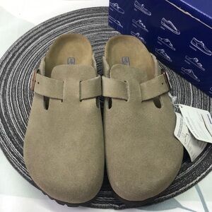 🔥Women's Birkenstock Boston Narrow Fit Suede Shoes - Brand New with Tags
